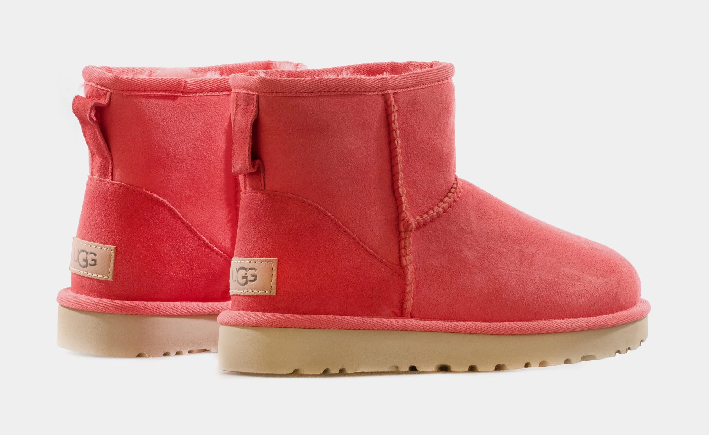 Classic Mini II Womens Boot (Hibiscus Pink)