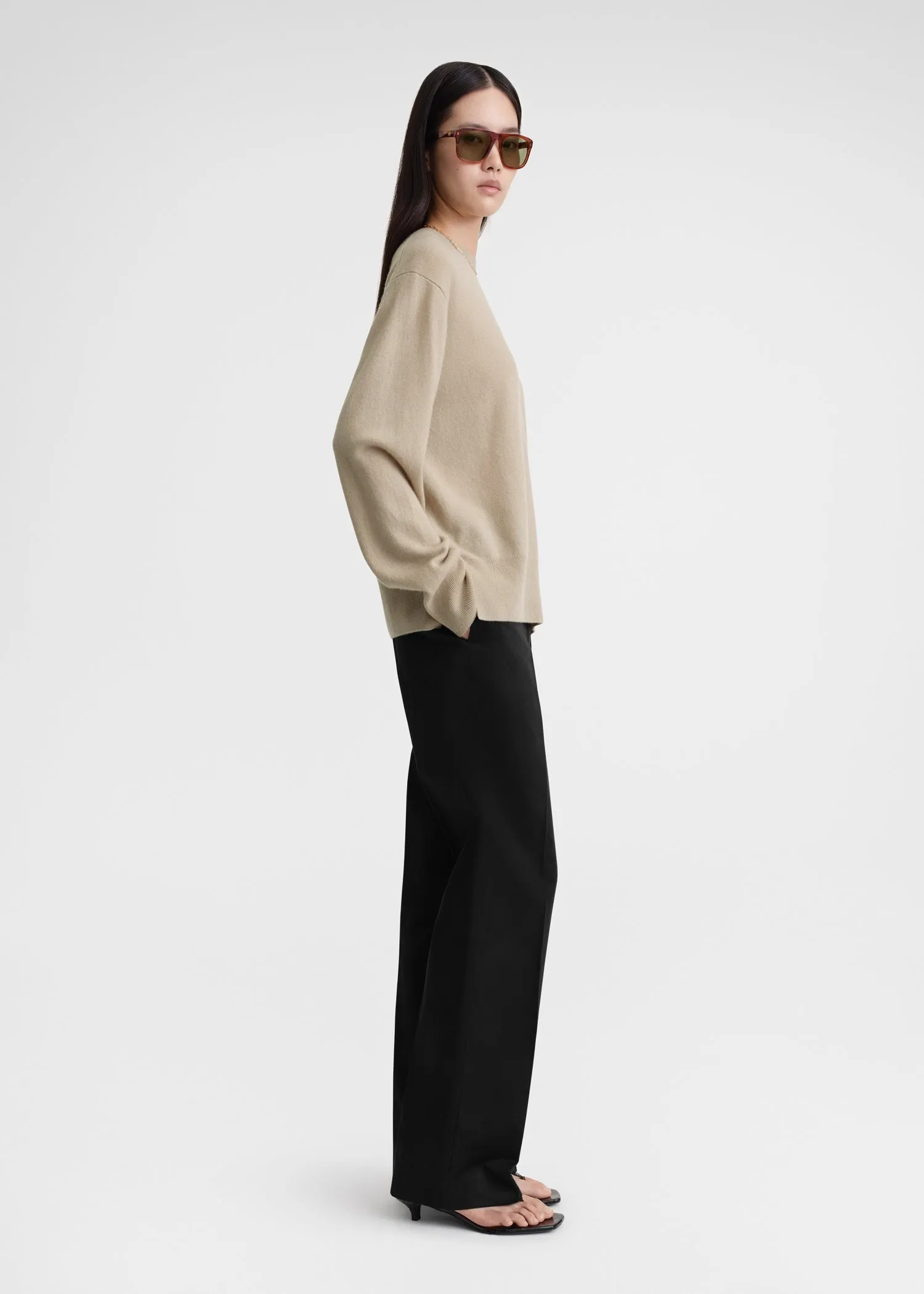 Crew-neck cashmere knit fawn