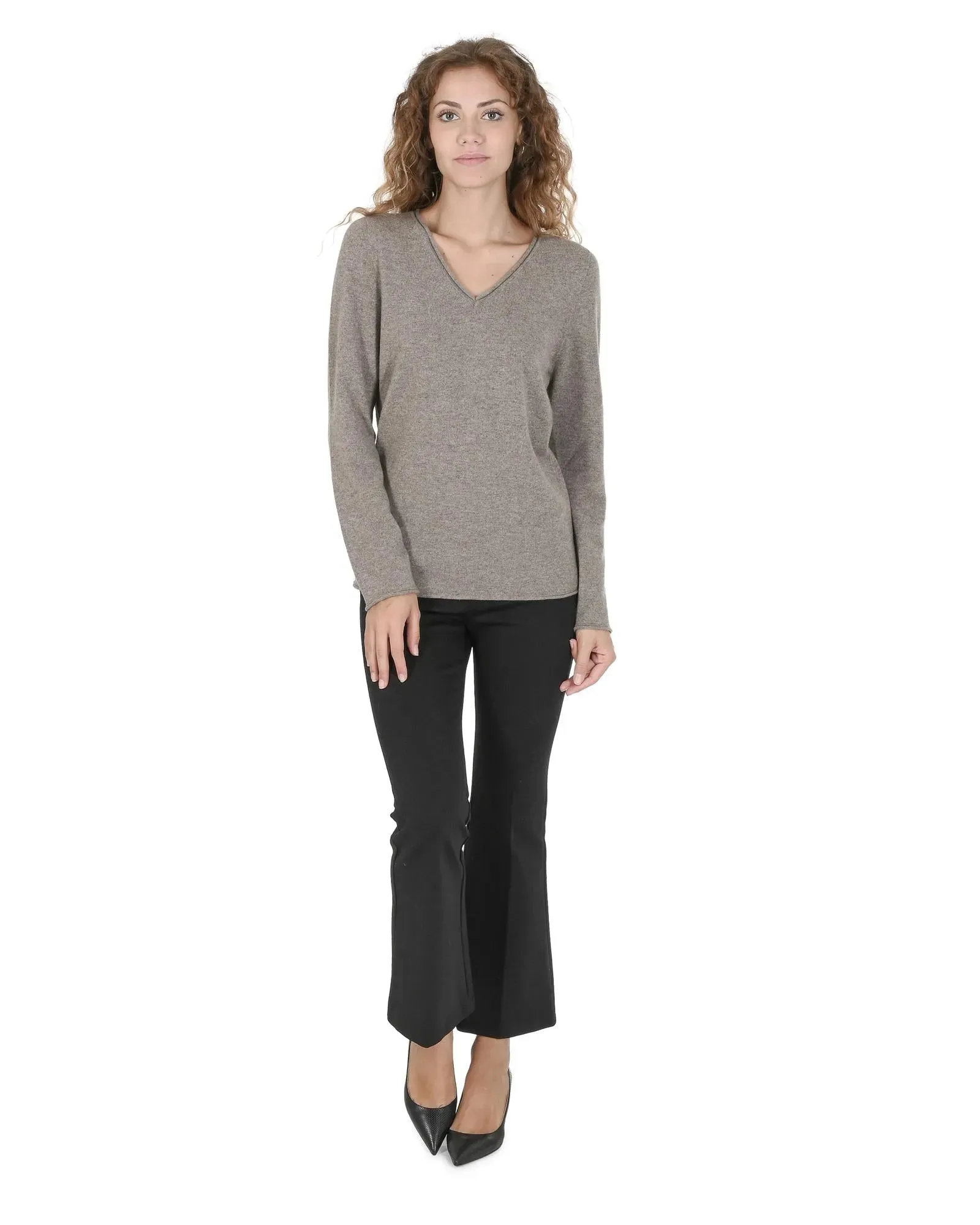 Crown of Edinburgh Cashmere Women's Premium Cashmere V-Neck Sweater in Taupe - 40 EU