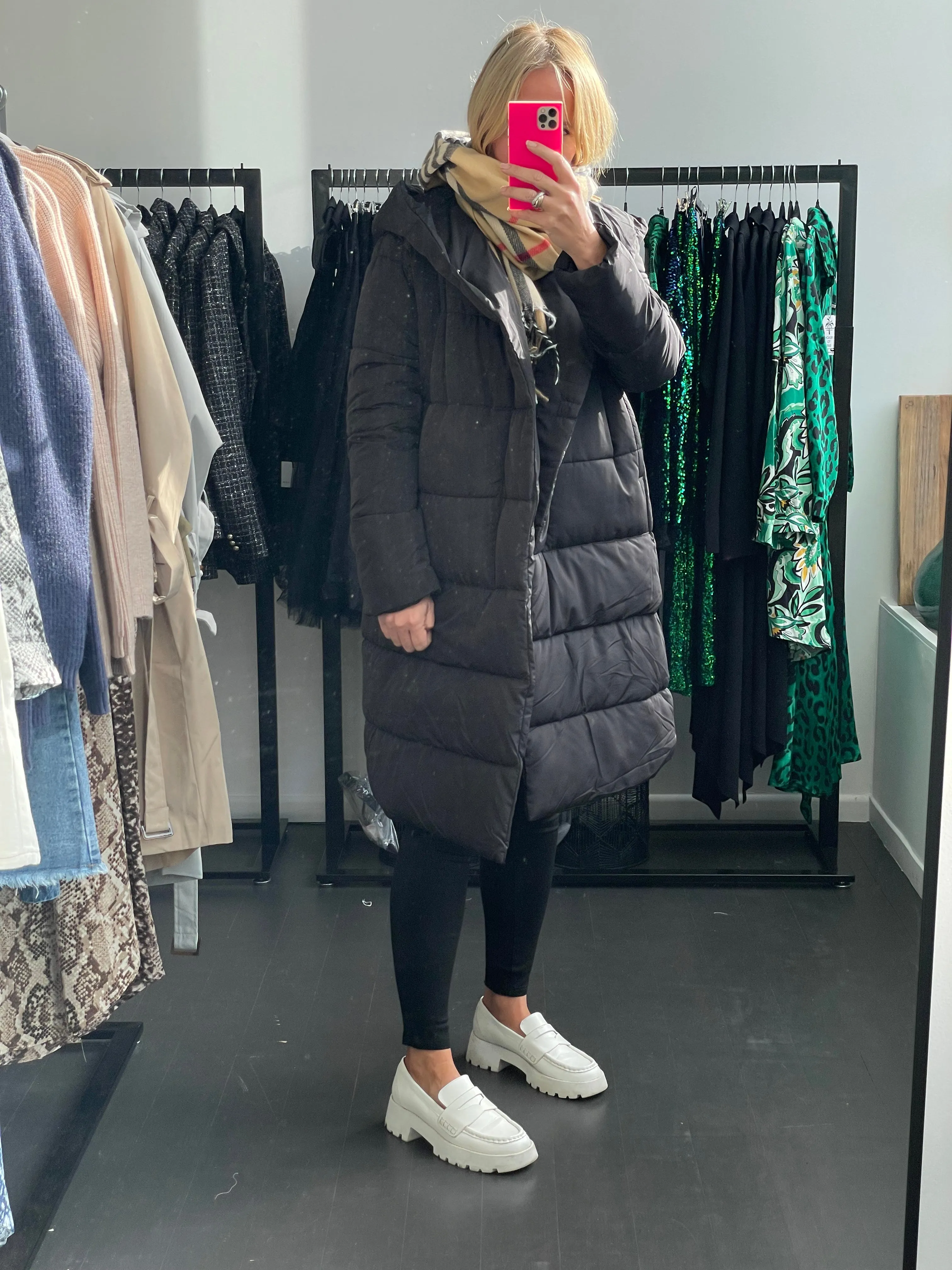 Long Hooded Puffer Jacket Coat- black