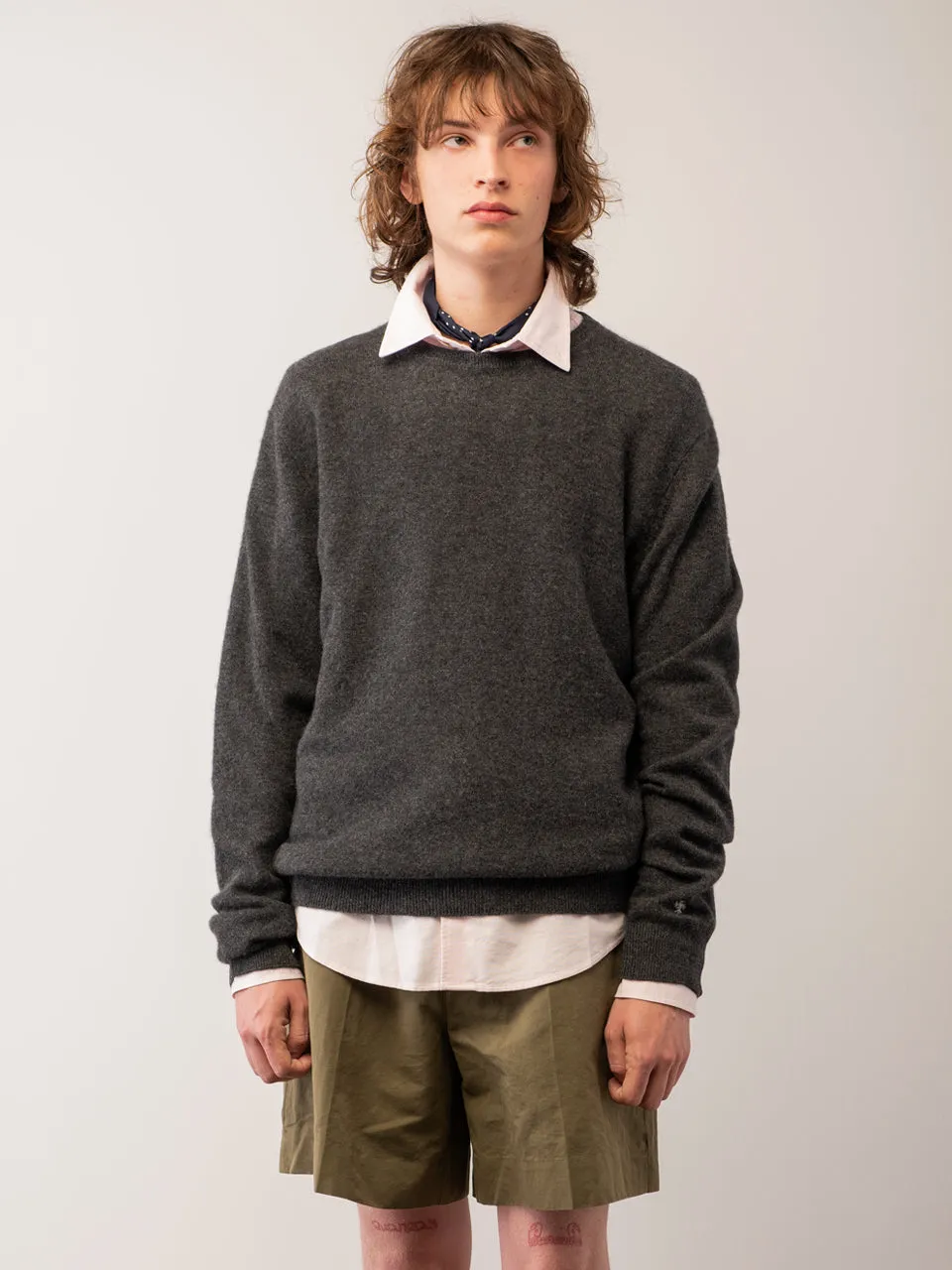 Men Crew Neck Sweater_Graphite