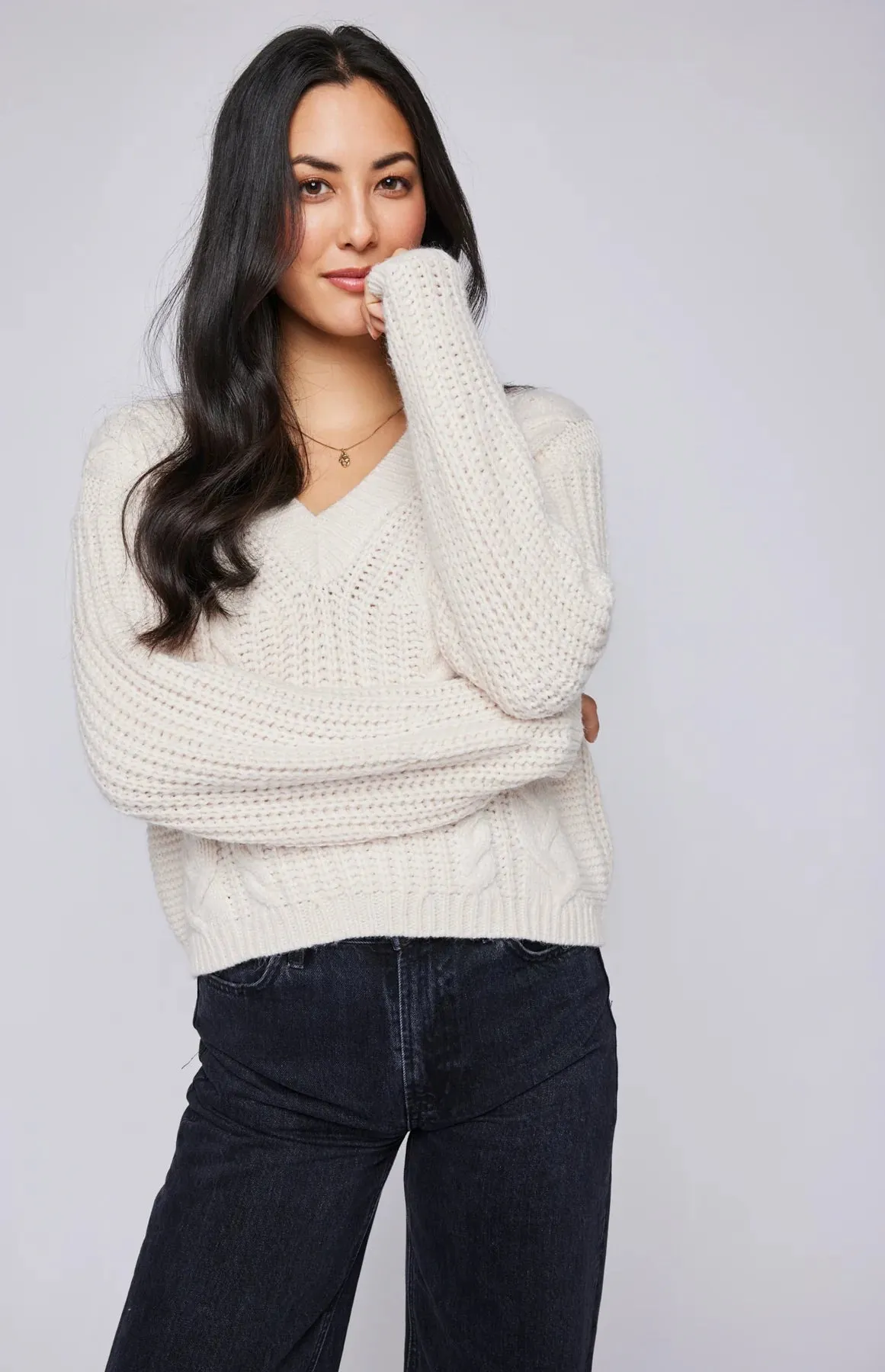 OCTAVIA SWEATER