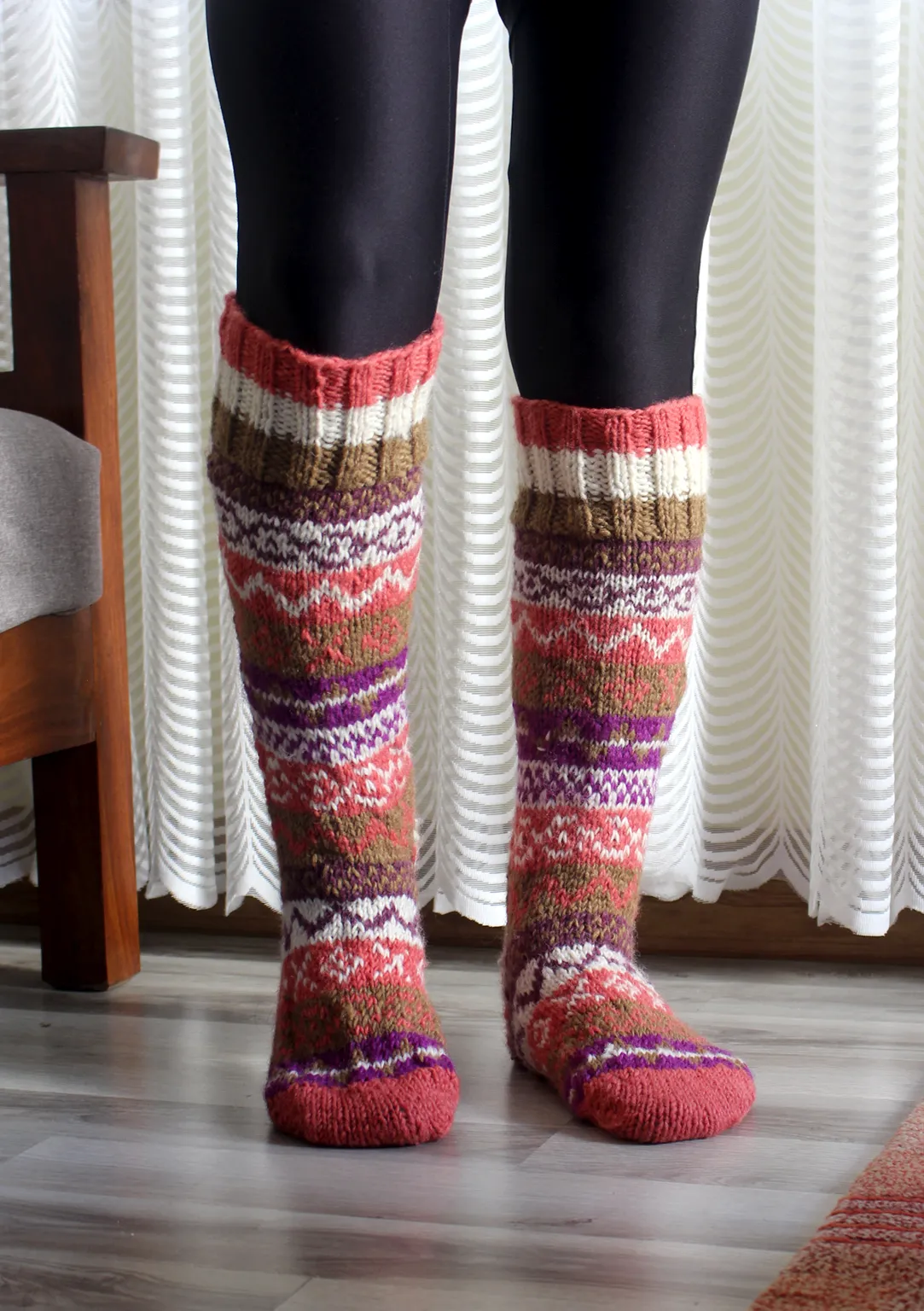 Red White Multicolor Warm Winter Knee High Socks